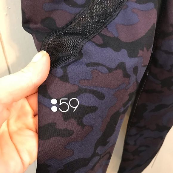 Splits59 Black Multi Camouflage Mesh Panel Mid Rise Yoga Active Ankle Legging XS - Picture 10 of 10
